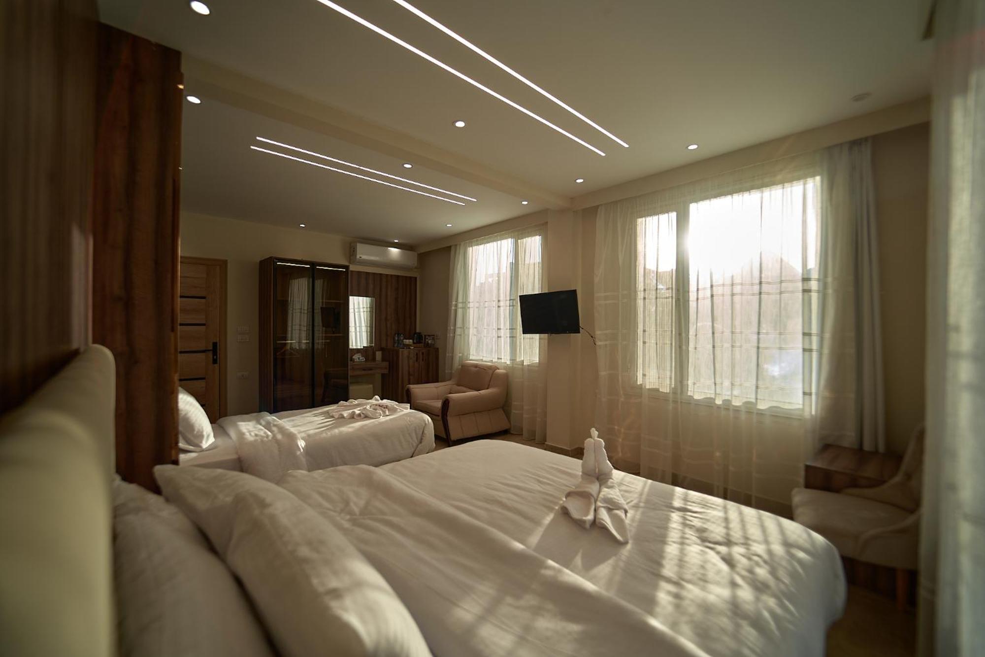 The Palace Pyramids Inn Nazlet el-Sisi Exterior photo